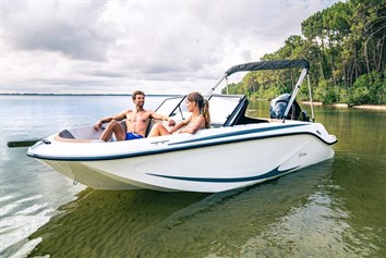 Photo of Quicksilver aXess 525