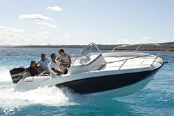 Quicksilver Activ 605 Sundeck